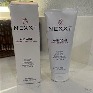 Nexx Anti Acne Facial Cleansing Gel - White and Red Accents. New and sealed